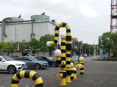 -极限PLAY运动娱乐新世界·团建派对潮玩休闲馆·室内蹦极高空游乐园