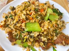 红烧牛肉蛋炒饭-钢阳酸菜红烧牛肉面(季乐路店)