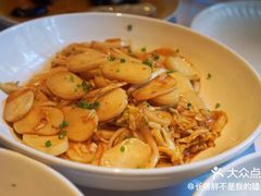 黄芽菜肉丝炒年糕-玫瑰厅上海菜(兴国路店)