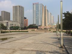 -唐山抗震纪念碑广场