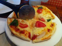 PIZZA-BISTROFIORE美伊娜(伊犁南路店)