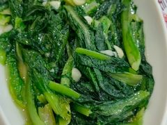 -江城燕子大排档(江汉路步行街店)