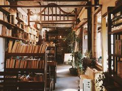 -斯多格书乡(北京大学畅春园店)