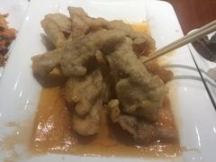 -老码头黑皮肘子锅包肉(赣水路店)