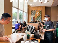 大堂-星巴克(中山服务区西区店)