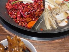 -萍姐火锅·公路夜市(武汉首店)