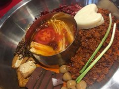 -谭鸭血老火锅(漳州路店)