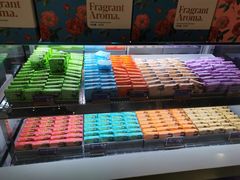 -HappyMiss花满楼·鲜花饼·鲜花茶·伴手礼(上海环球港店)