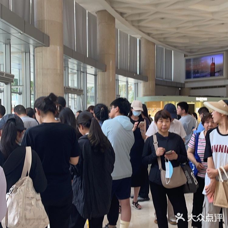 南京人都收到通知啦,法大吉免费请你吃面包‼️