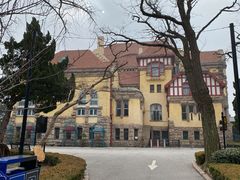 -青岛德国总督楼旧址博物馆