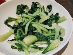 -阿瓦山寨·湘菜现炒·剁椒鱼头王(咸阳总店)