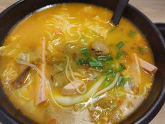 -渝和喵叔米线(南坪万达店)