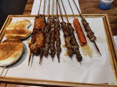 -万记麻辣烫国展总店