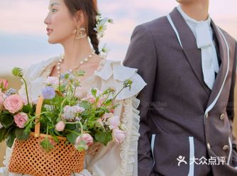 夕阳婚纱照里收集的世间温柔