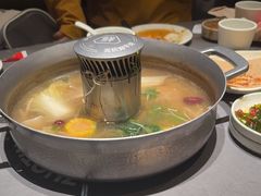 -左庭右院鲜牛肉火锅(浦江欢乐颂店)