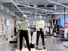 -王府井百货熙地港店
