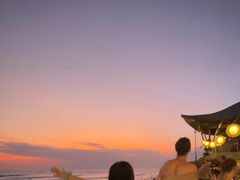 -FINNS Beach Club