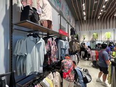 -lululemon(比斯特购物村店)
