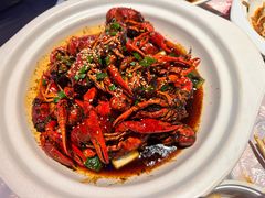-肥肥虾庄·金牌油焖大虾(汉街SKP店)
