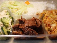 -同济大学本部学苑饮食广场