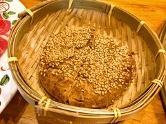 芝麻烧饼-北京老门框爆肚四季涮肉(淮海东路外滩店)