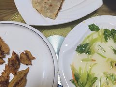 -溢心园香河肉饼总店
