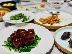 油面筋塞肉-屋里厢上海菜馆