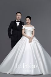 -乐派诗婚纱摄影