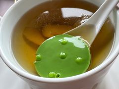 顶汤炖云南松茸-三利音·东方司宴(外滩店)