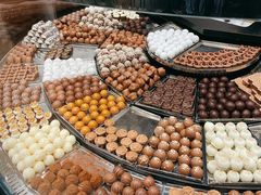 -Laderach 莱德拉(上海环贸iapm店)