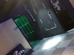 -VR间客漫虚拟现实体验馆(汉街店)