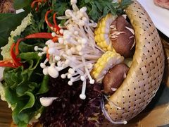-小天鹅火锅·一线江景洪鼎旗舰店(洪崖洞店)