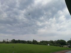 可以近距离看到飞机起飞-北京国家会计学院