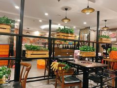 大堂-八合里牛肉火锅(新洲店)