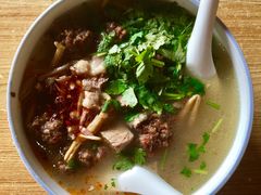 羊肉汤-赵家名吃四味烩菜(东大寺门食品街店)