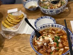 水煮肉米线-贵州米线(童家巷店)