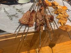 -喝丢一只鞋海鲜烧烤·海肠捞饭(文体街店)