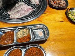 -唯成•韩国炭火烤肉 유성고기