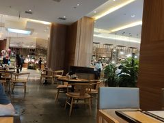 -华邑酒店·鲜艳全日自助餐厅
