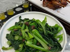 鸽杂炒菜心-朱记乳鸽王·非遗石岐乳鸽·全鸽宴(大兴旗舰店)