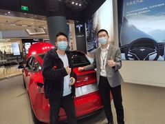 -TESLA 特斯拉(上海太古汇体验店)