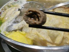 -乡土黄·鲜牛肉火锅·小龙虾(兴业街店)