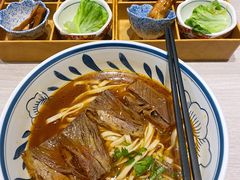 -康师傅私房牛肉面(马泉营奥莱店)
