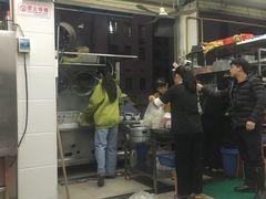 -后街女孩肠粉店