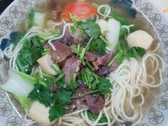 -牛小隆牛肉面馆(四牌楼店)
