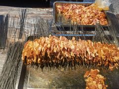 -老街烧烤大排档·地道湖北菜·龙虾馆(汉口火车站店)