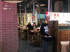 大堂-么肆烤肉·中式自助·烤肉大排档(街道口季佳PAI店)