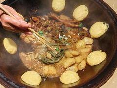 -万里闯关东铁锅炖菜馆(高新旗舰店)