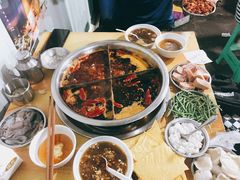 红汤锅底-渝味黄姐火锅(黄泥村店)