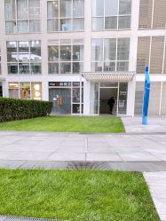 -变画·发型STUDIO